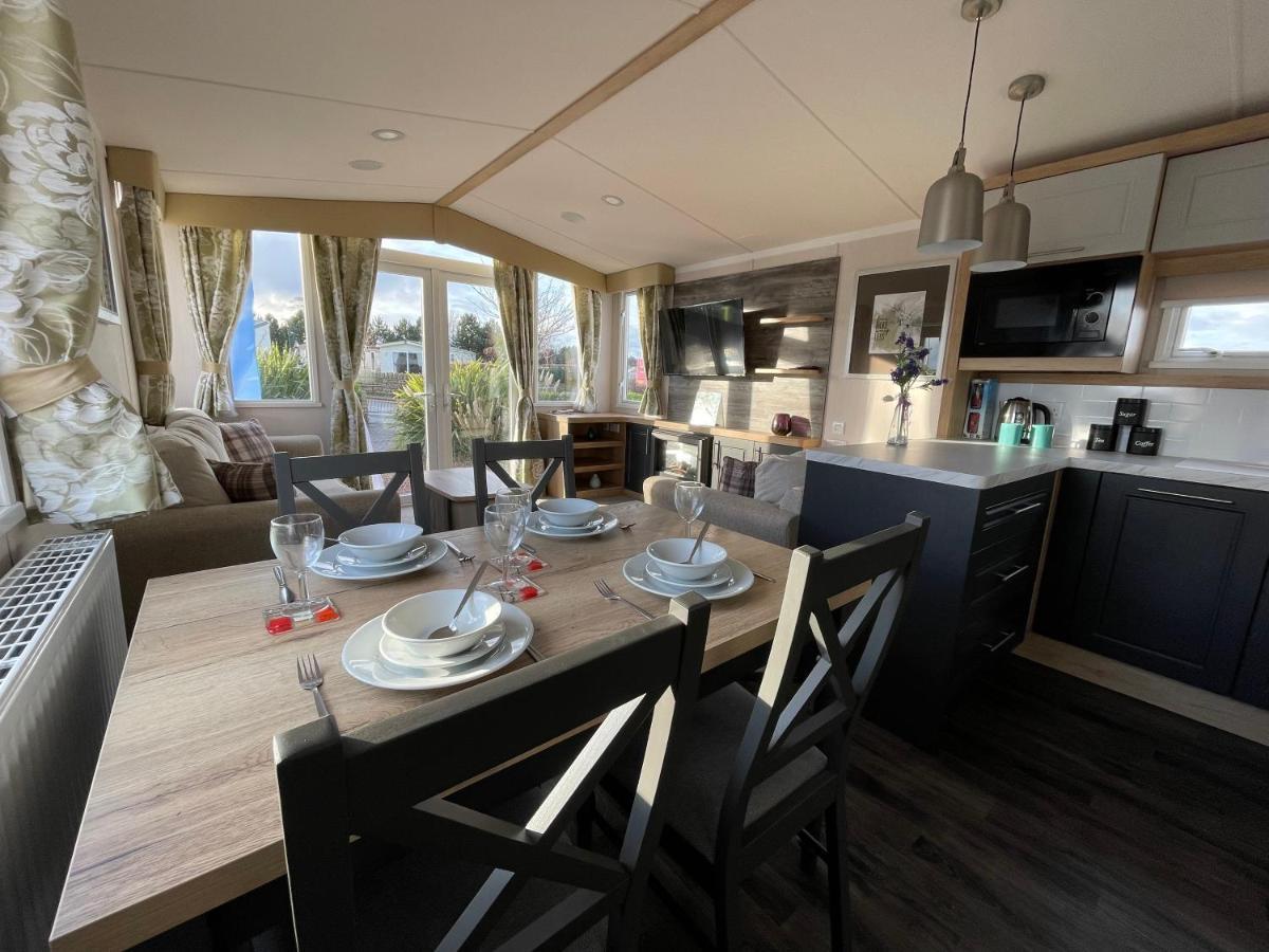 Seton Sands Haven Holiday Park - Prestige Caravan Port Seton Exteriör bild