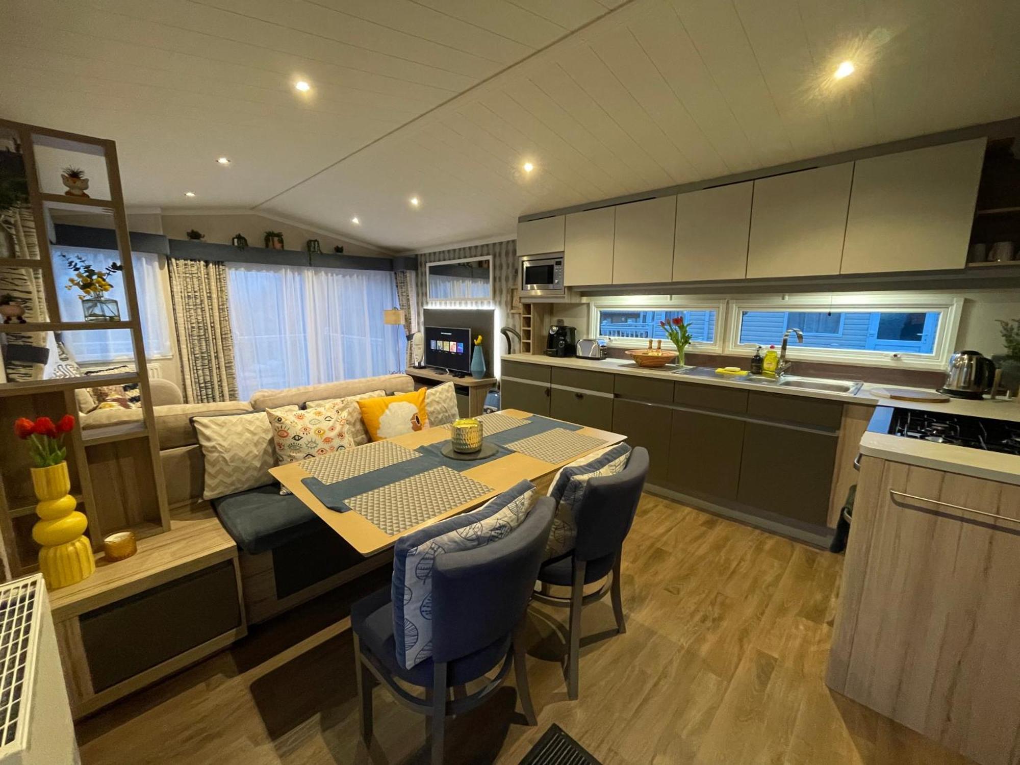 Seton Sands Haven Holiday Park - Prestige Caravan Port Seton Exteriör bild
